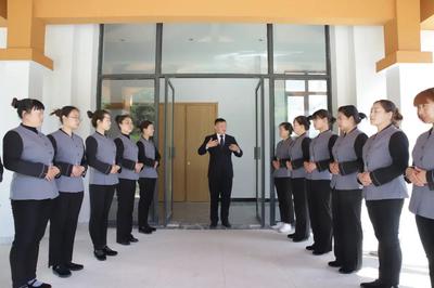 五星级会议服务培训'进山'记 | 中海旅游产业扶贫 Vol.3 会议服务